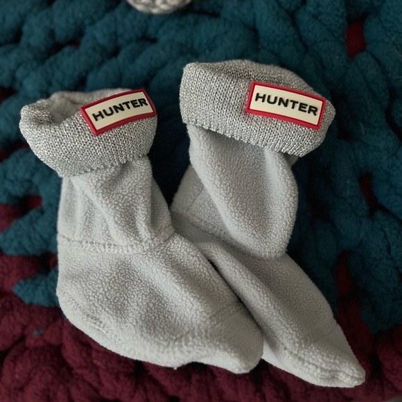 Hunter Other - Girls Youth Hunter Light Gray Silver Fleece Boot Liners